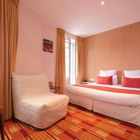 Balmoral 3*