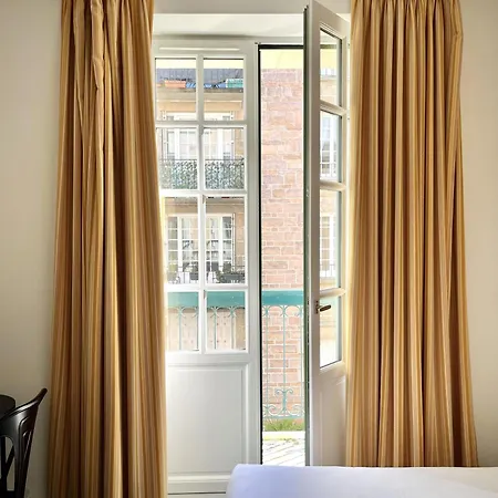 Balmoral 3* Ντινάρ