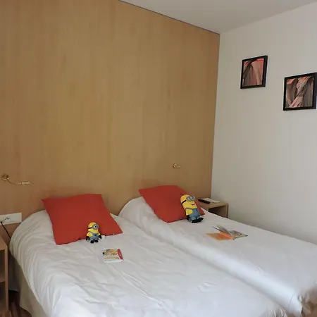 Balmoral 3* Ντινάρ